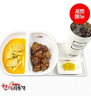 매콤크림떡볶이+왕갈비치킨-단무지