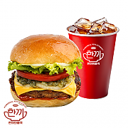 칠리치즈 버거 세트 ( + 음료 )